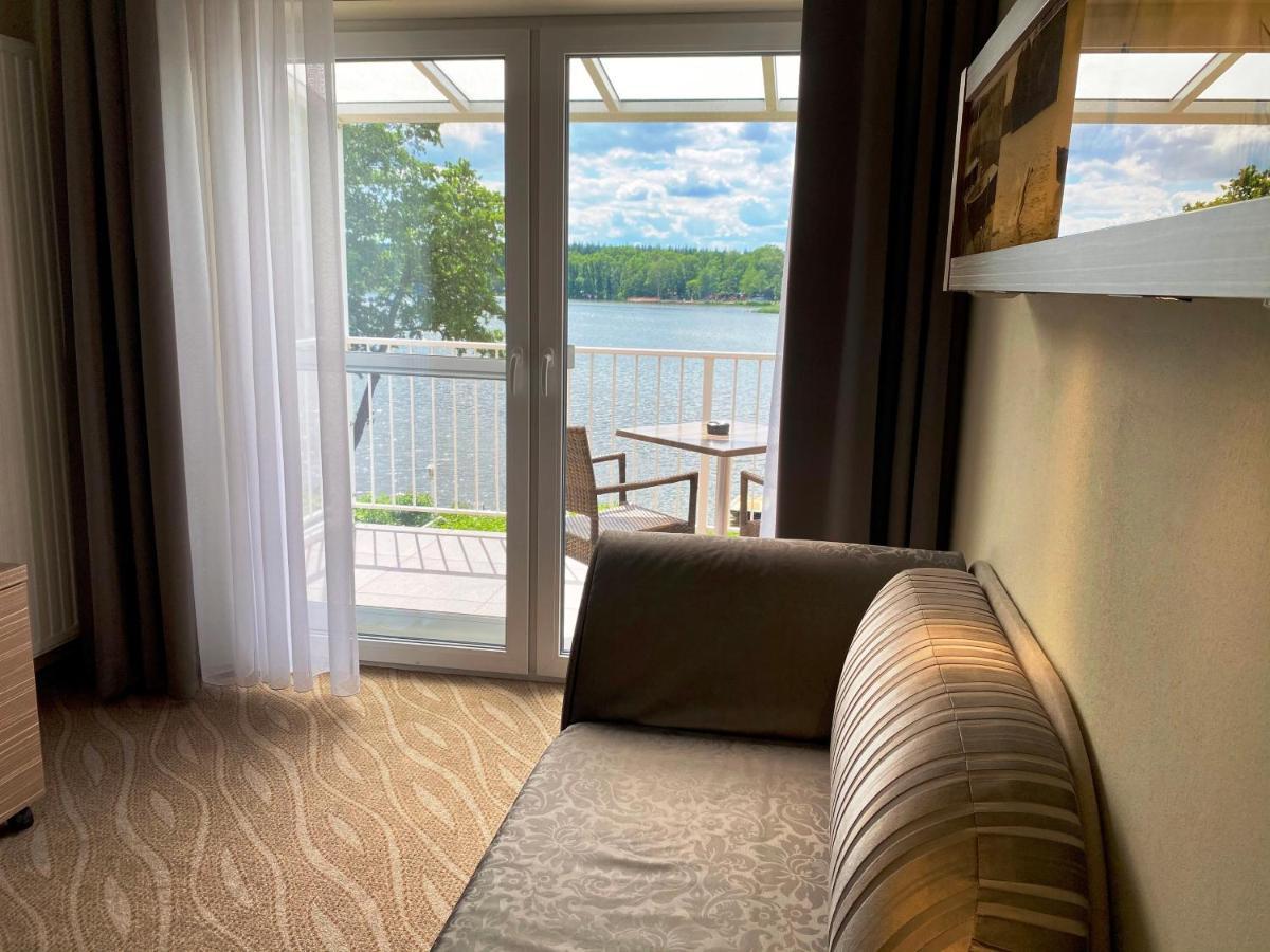 Hotel Am Untersee Bantikow Bagian luar foto