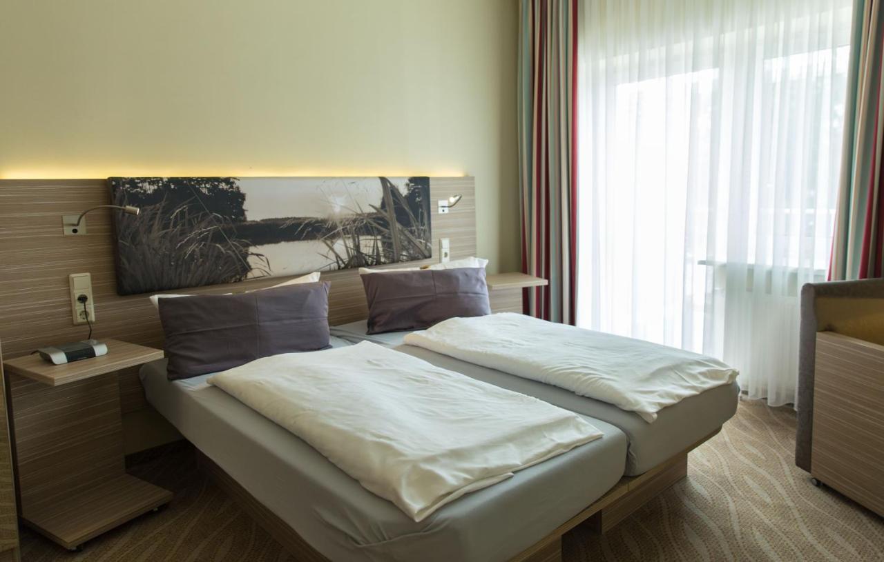 Hotel Am Untersee Bantikow Bagian luar foto