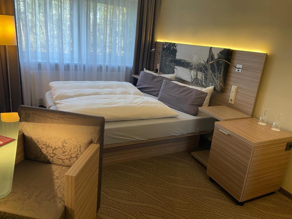 Hotel Am Untersee Bantikow Bagian luar foto