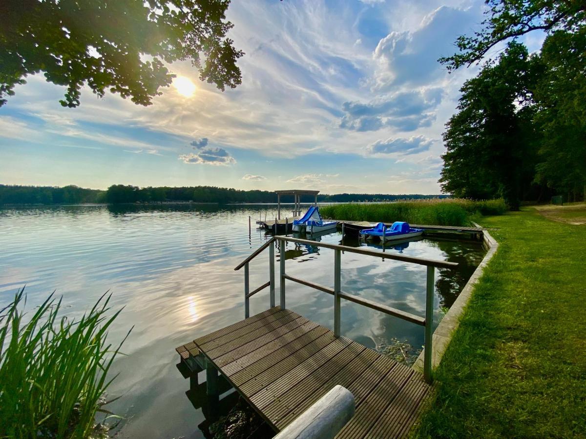 Hotel Am Untersee Bantikow Bagian luar foto