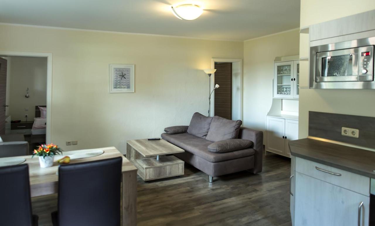 Hotel Am Untersee Bantikow Bagian luar foto