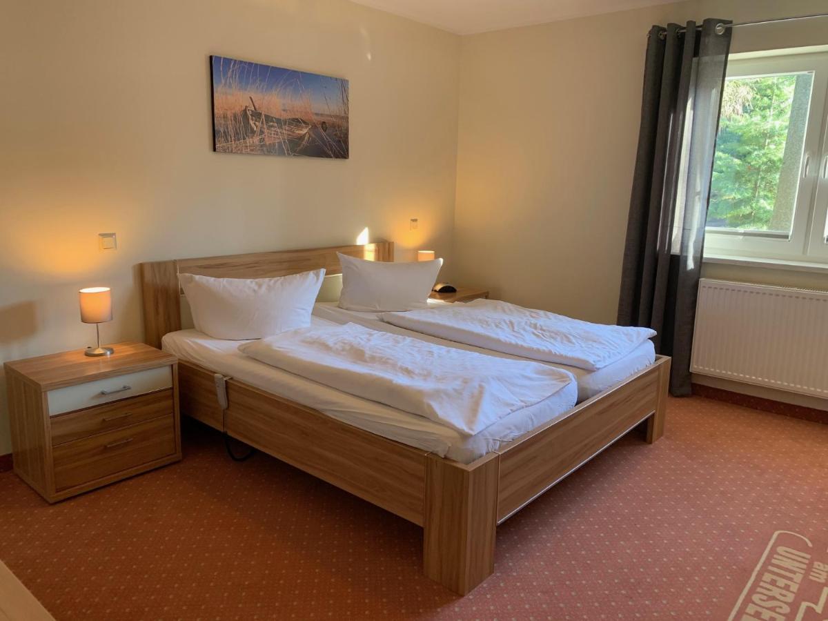 Hotel Am Untersee Bantikow Bagian luar foto