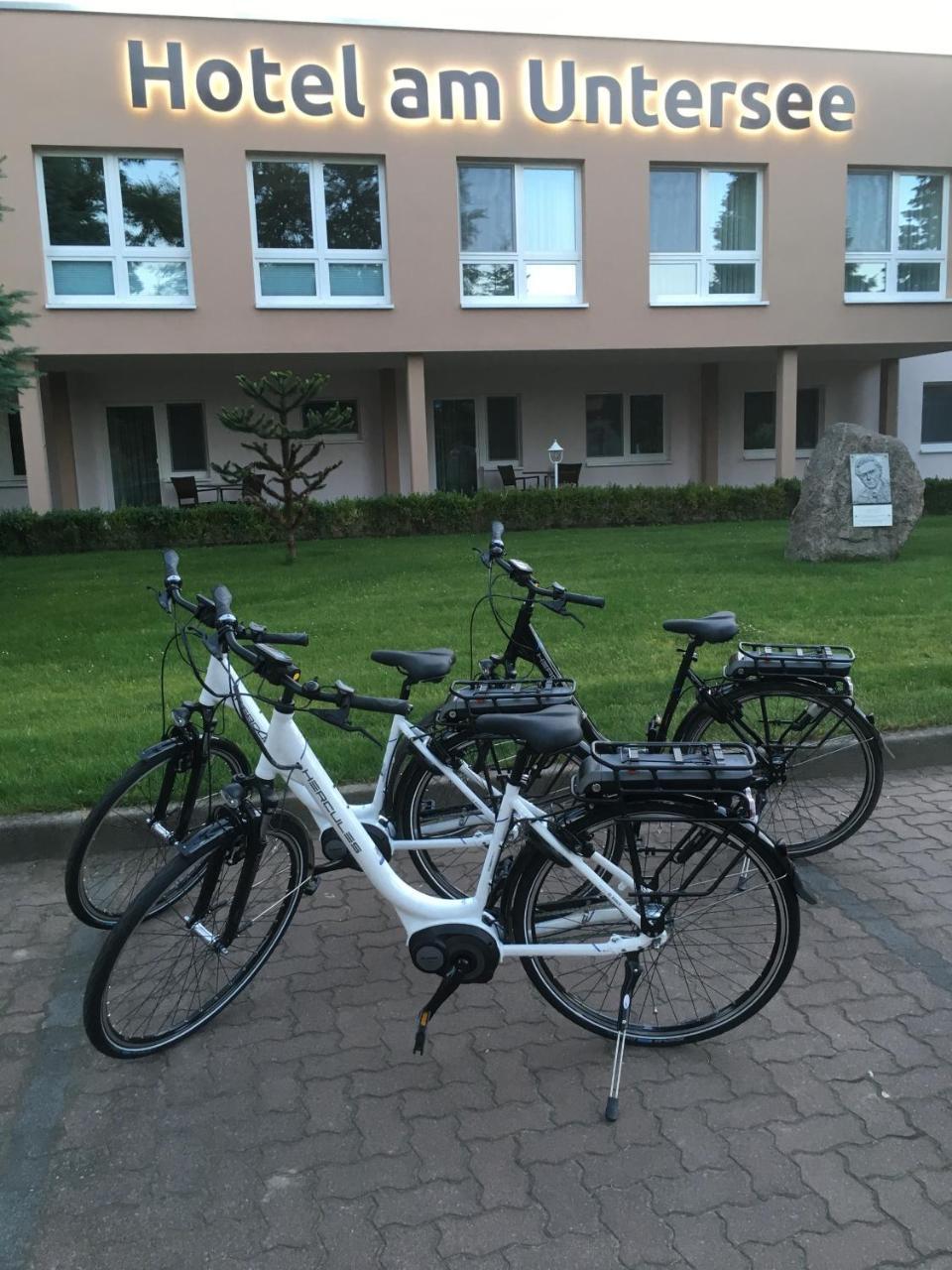 Hotel Am Untersee Bantikow Bagian luar foto